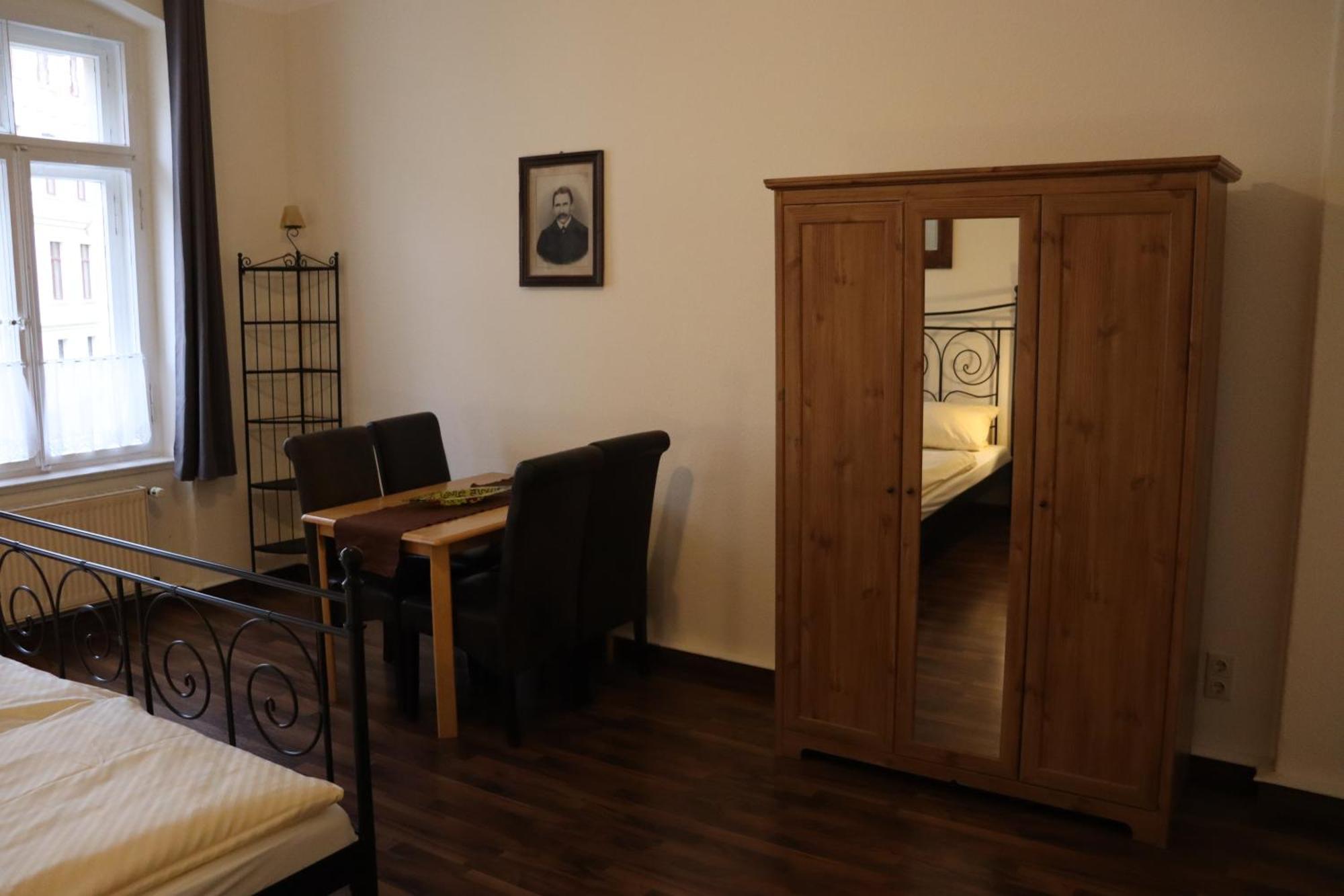 Haus Gruenderzeit Lägenhet Görlitz Exteriör bild